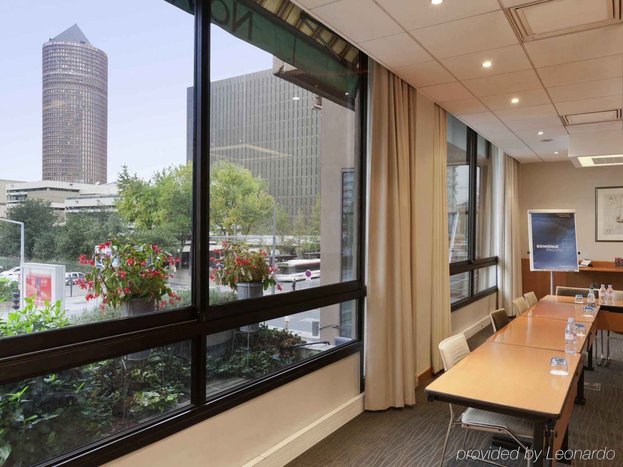 Novotel Lyon Centre Part-Dieu ภายนอก รูปภาพ